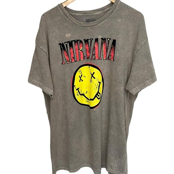 NIRVANA Smiley Face 90s Style Grunge‎ Official Band Shirt Unisex Size XLarge - Picture 1 of 6